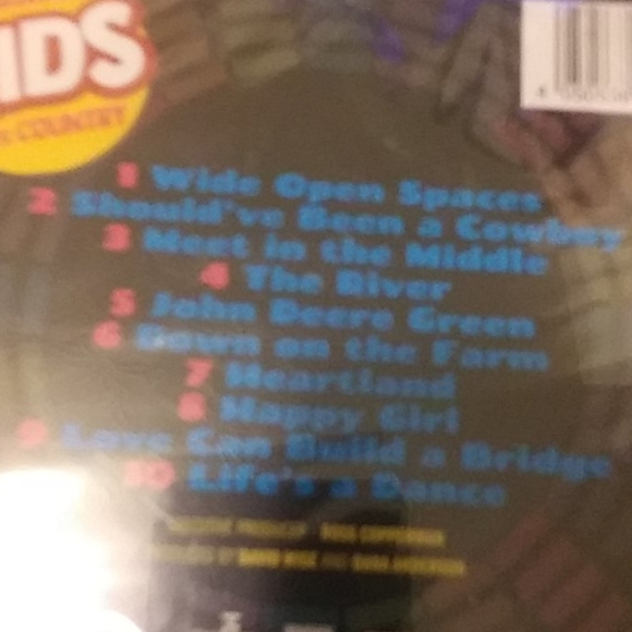 A cd - Picture 2 of 2